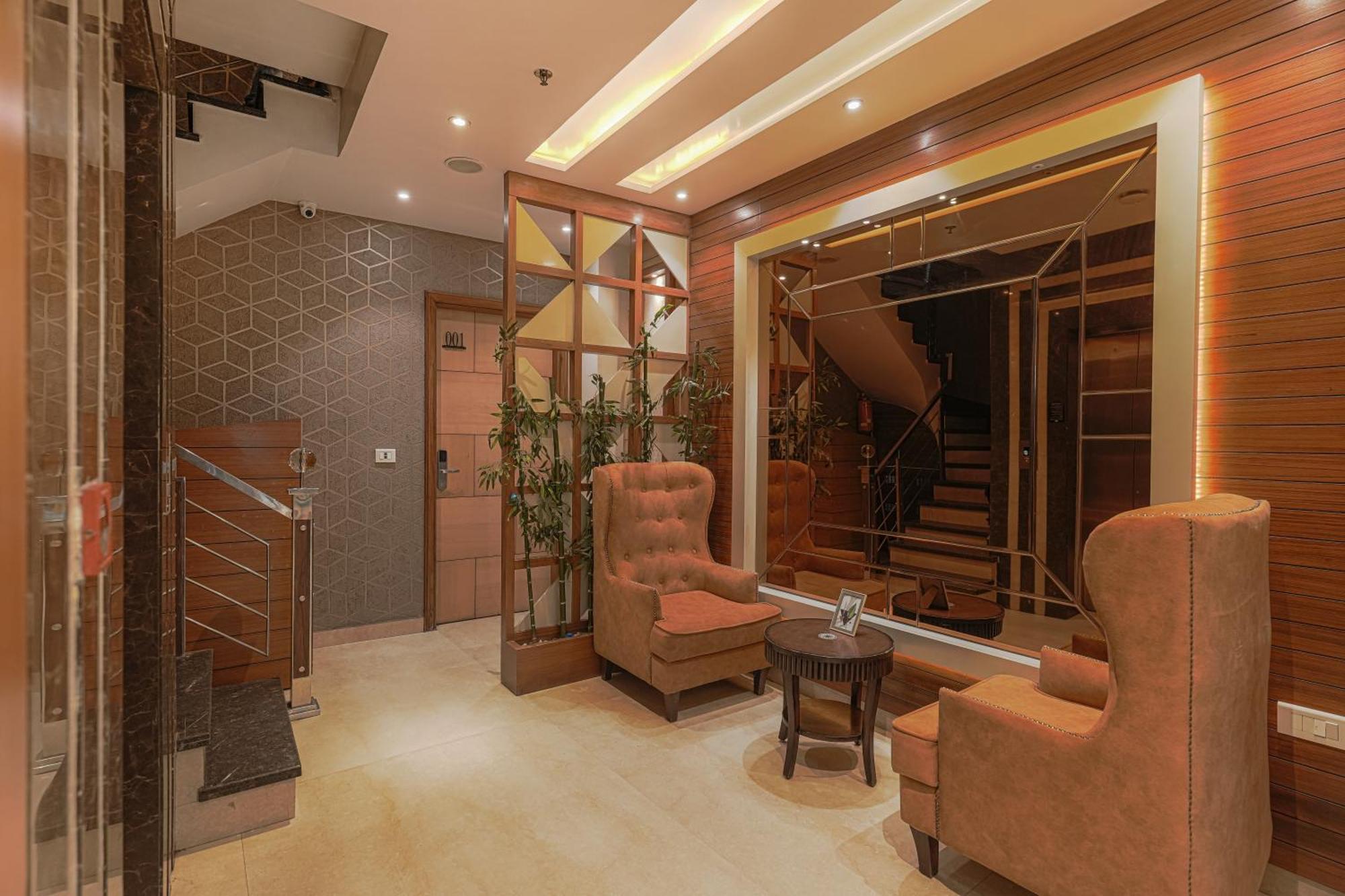 Csjs Inn Hotel Amritsar Exteriör bild