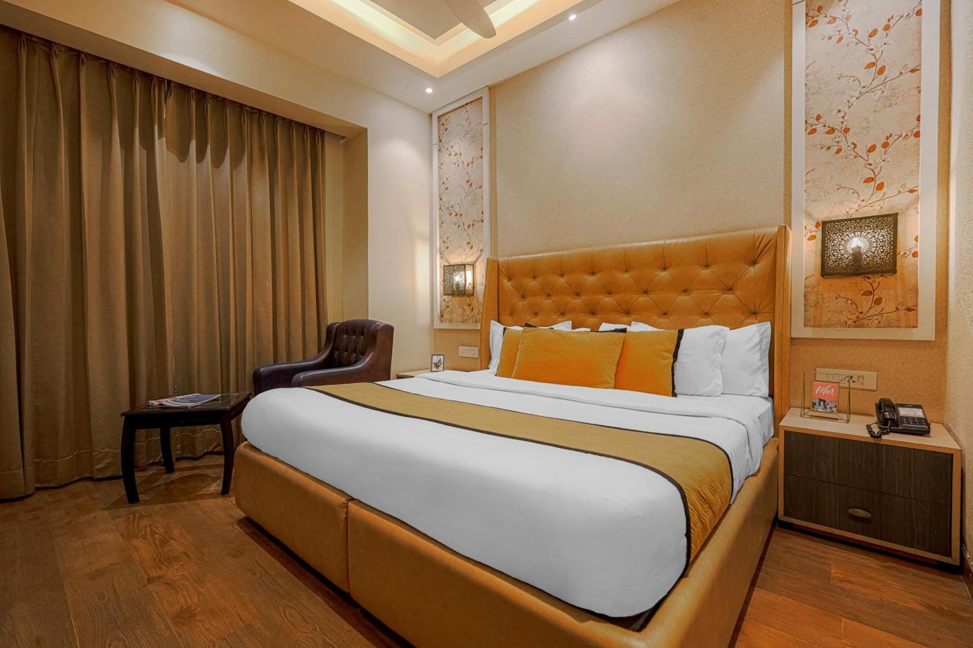 Csjs Inn Hotel Amritsar Exteriör bild
